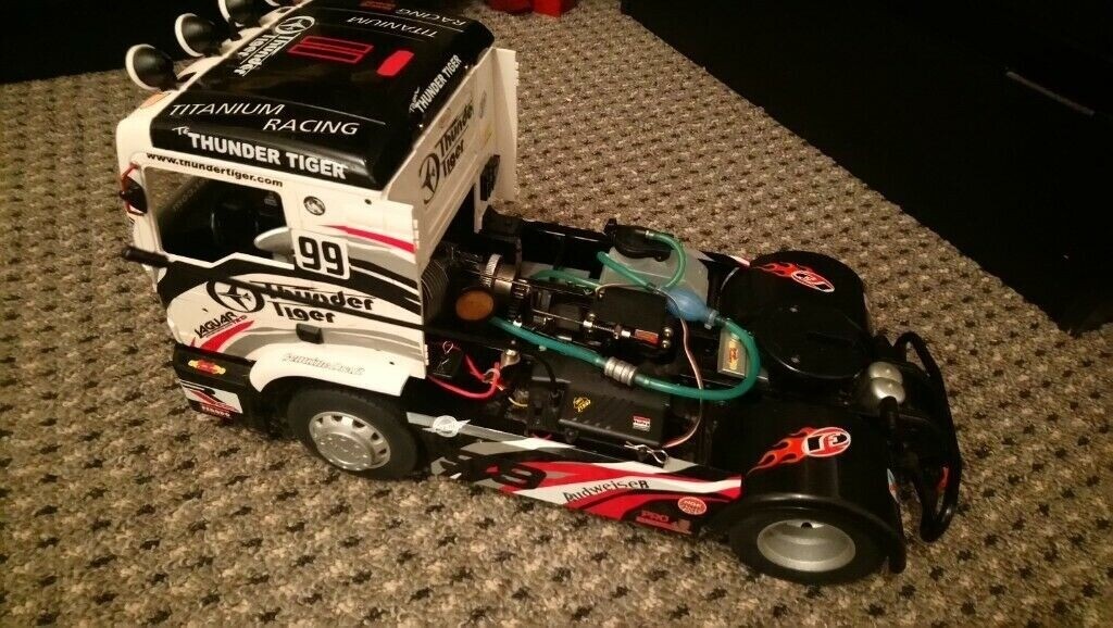 thunder tiger man truck